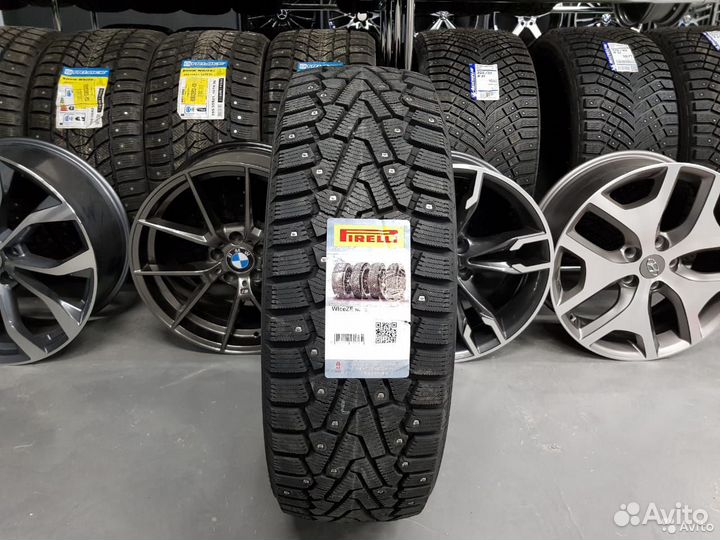 Pirelli Ice Zero 235/65 R17