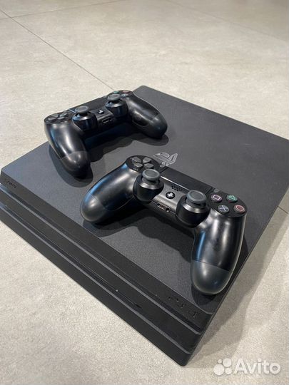 Sony playstation 4 PS4 pro 1tb с играми