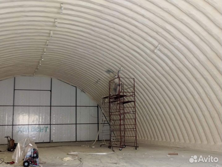Утепление пенополиуретаном складов/ангаров
