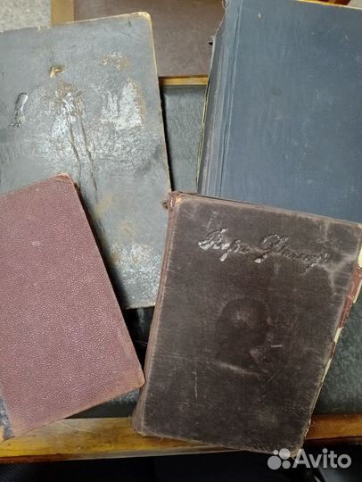 Старые антикварные книги