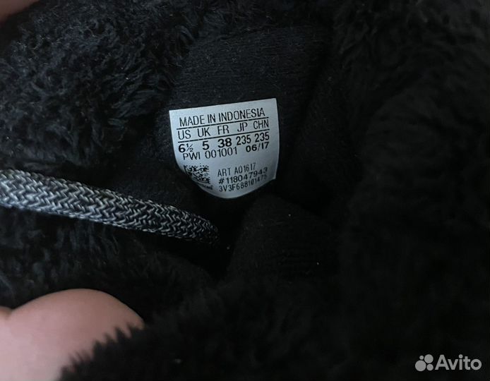 Дутики женские adidas 38