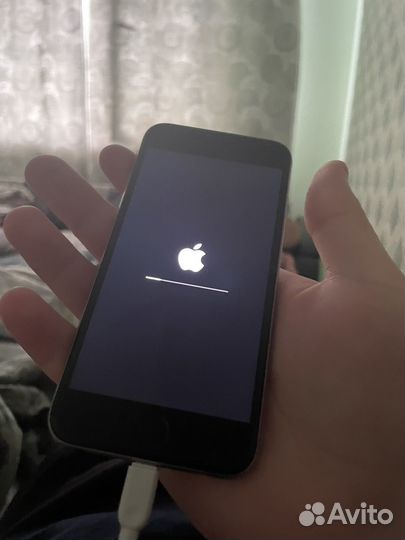 Телефон iPhone 6