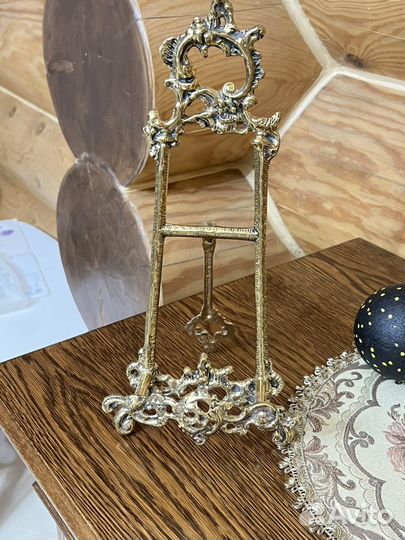 Бронзовая подставка