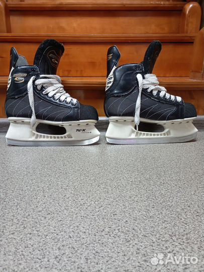 Хоккейные коньки bauer