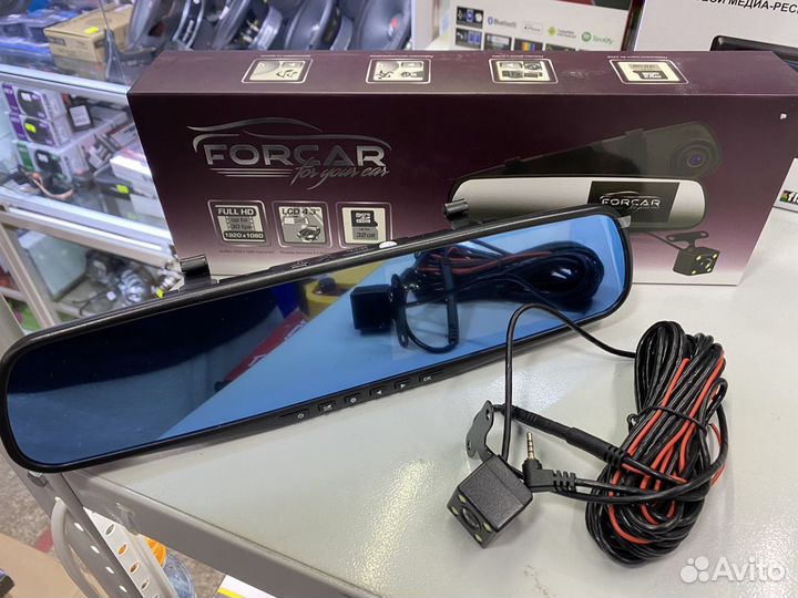 Регистратор с камерой заднего вида