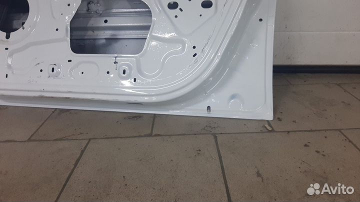 Дверь передняя правая renault logan,Лада Ларгус