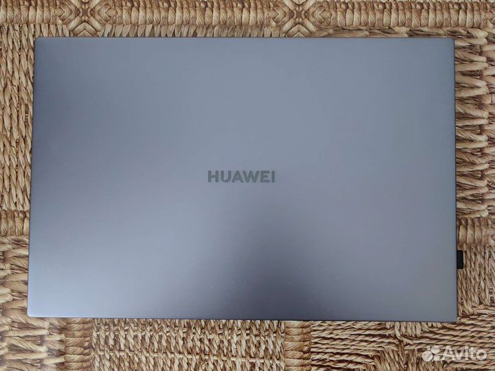 Ноутбук huawei