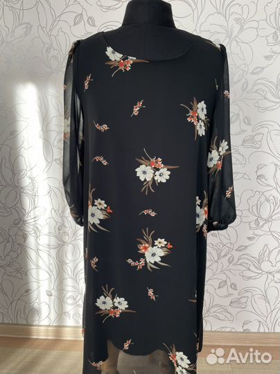 Платье шифоновое черного цвета в цветок женское 48