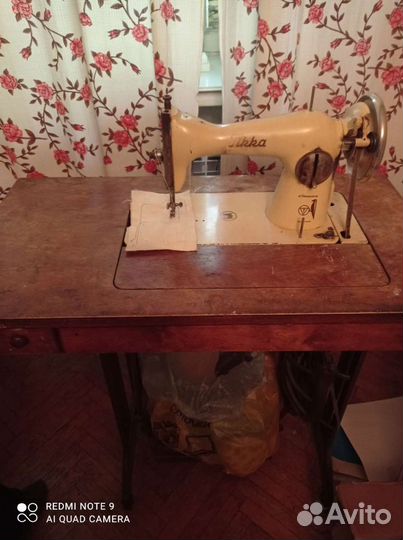 Швейная машина тикка