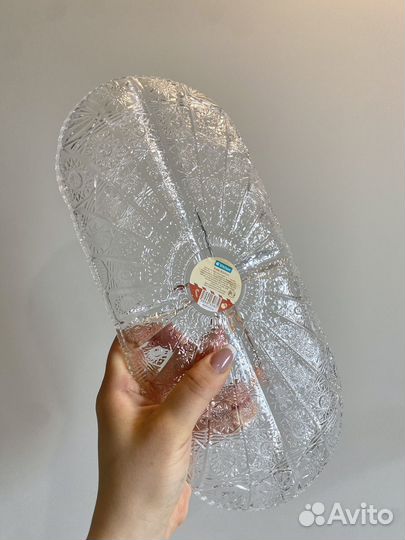 Стеклянное блюдо