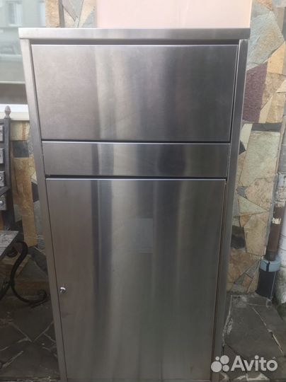 Мусорный бак из нержавейки