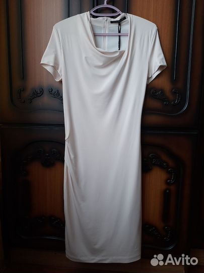 Платье новое р.XS