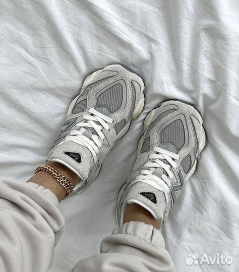 Женские кроссовки new balance 9060