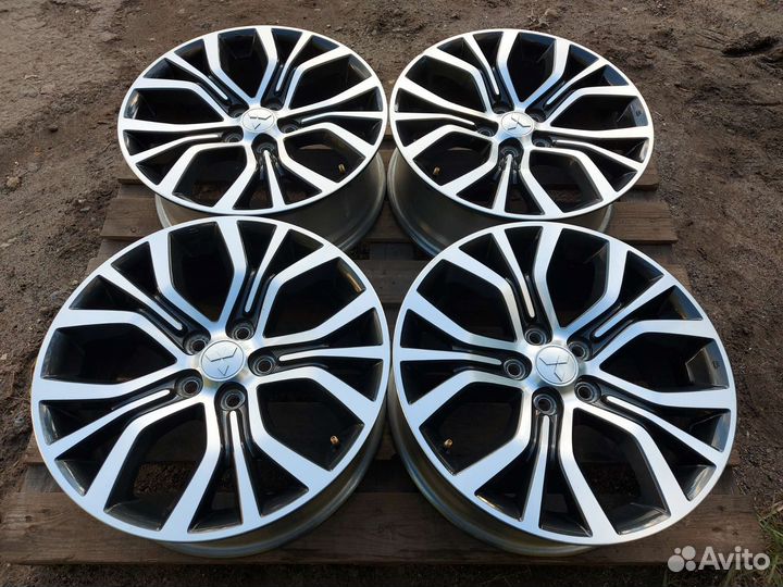 Mitsubishi Outlander 2018 Enkei Ориг R18 5x114.3