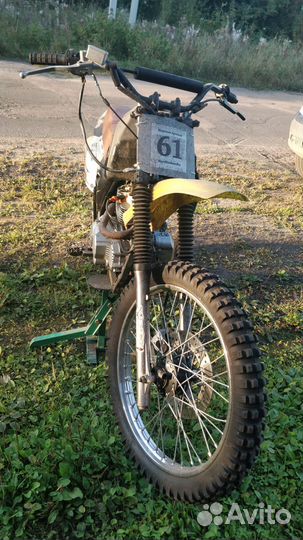 Мотоцикл лифан200