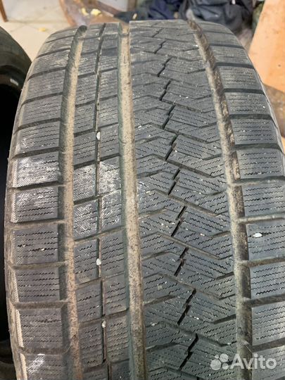 Triangle Snowlink TWT02 235/45 R17 94V