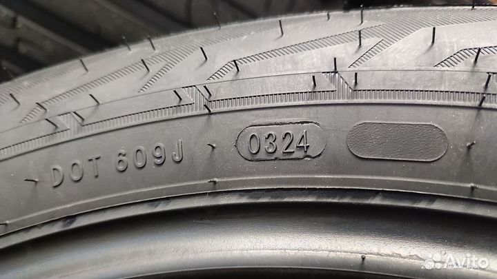 Ikon Tyres Nordman 7 SUV 255/60 R18 112T