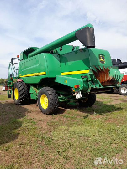 Комбайн John Deere W Series, 2011