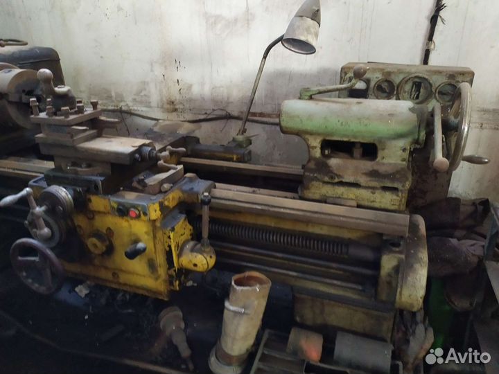 Токарный станок