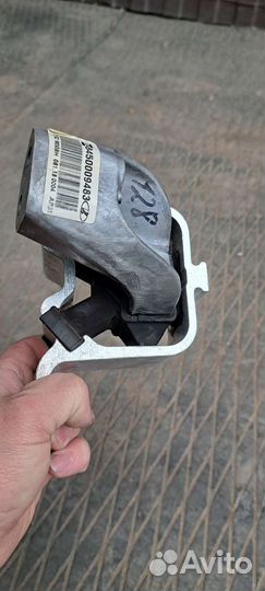 Опора двигателя LADA Largus