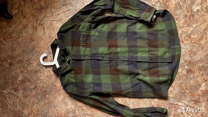 Рубашка мужская Quiksilver размер M