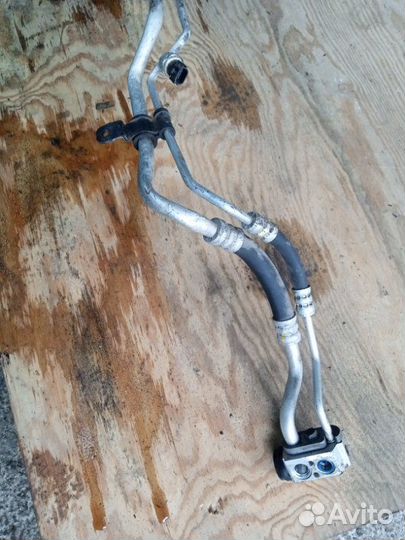 Трубка кондиционера Kia Rio седан G4FA 1.4 2016