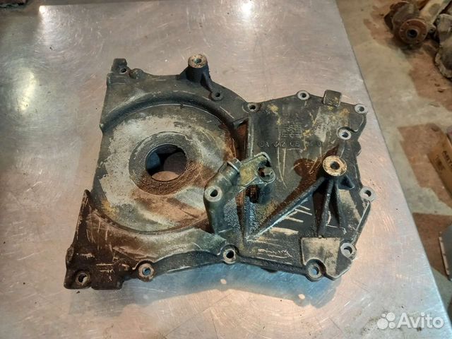 Передняя крышка двигателя Mercedes OM642