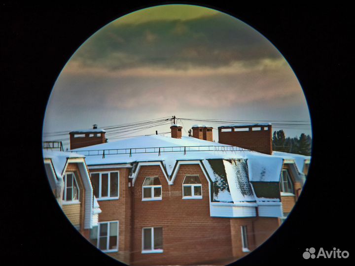 Мощный бинокль 10х42, отличное изображение