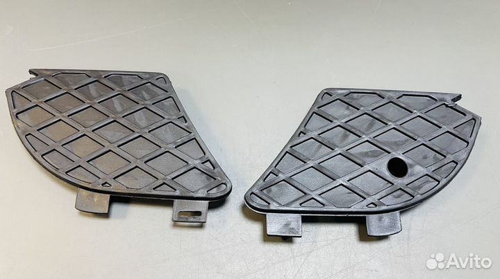 Решетка переднего бампера Mercedes w210