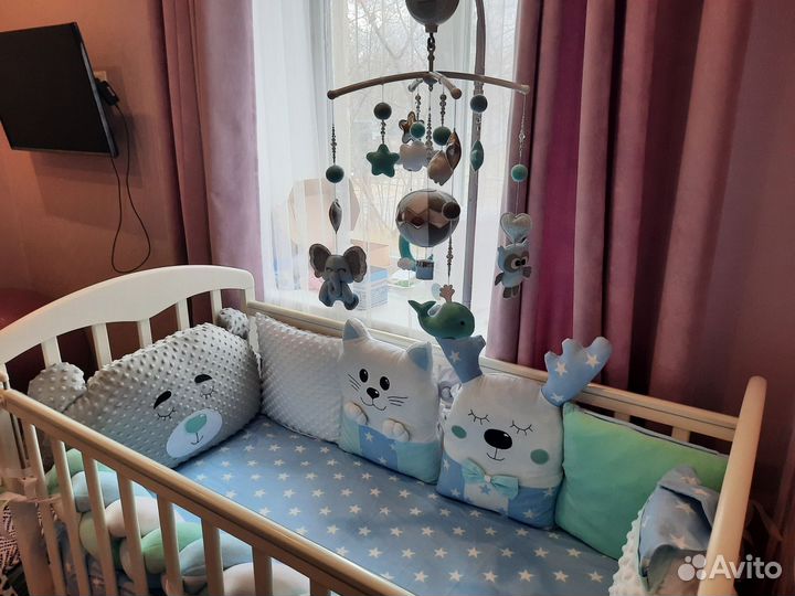 Мобиль на кроватку из фетра