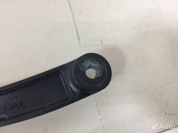 Поводок стеклоочистителя передний левый Hyundai ix