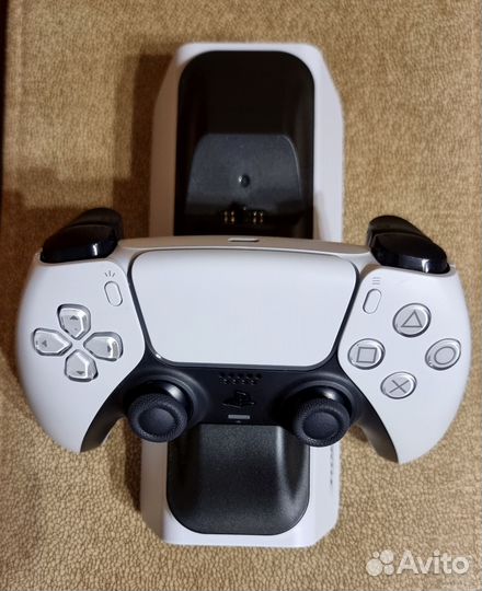 Dualsense + док станция (Ps5)