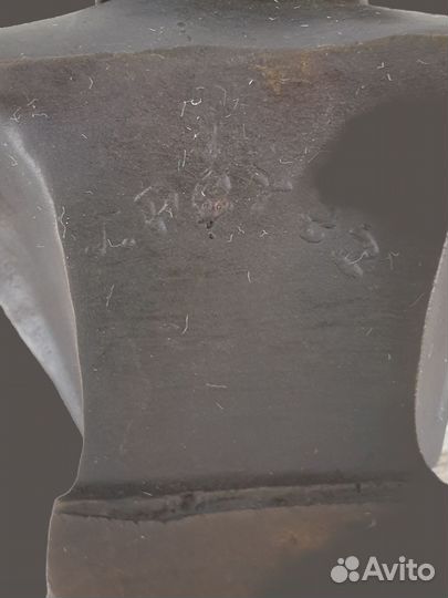 Бюст бронзовый 