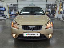 Kia Rio 1.4 AT, 2010, 201 174 км, с пробегом, цена 699 000 руб.