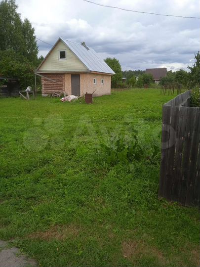 Дом 52 м² на участке 8,2 сот.