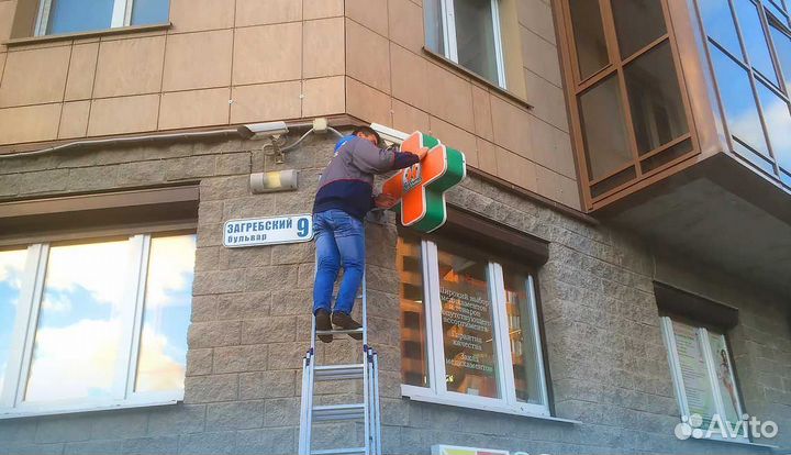 Монтаж наружной рекламы