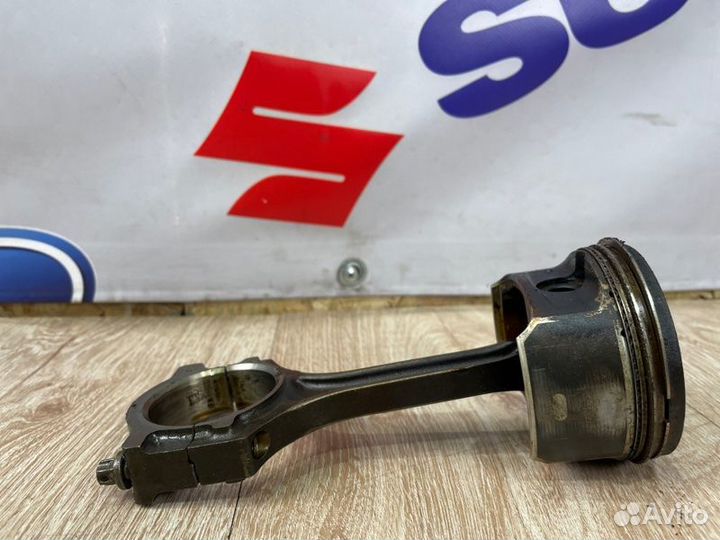 Поршень Ford Focus 2 hxda 2010