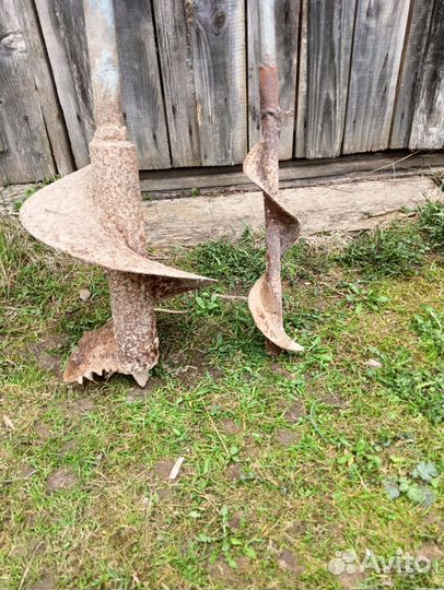 Ручной земляной бур