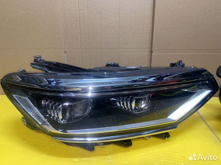 Фара Volkswagen Passat B8 IQ.light