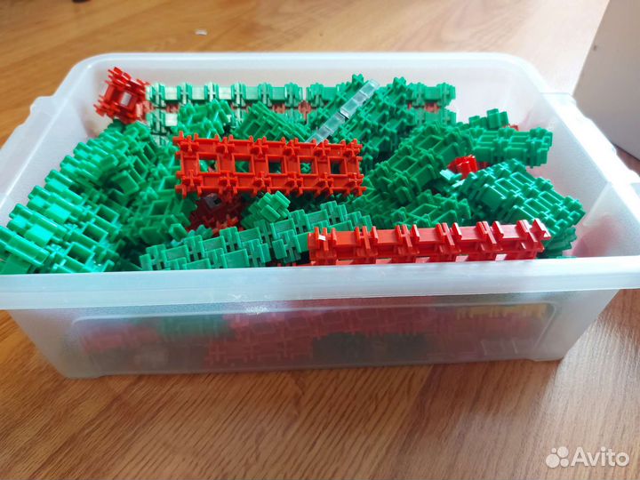 Конструктор Lego City много