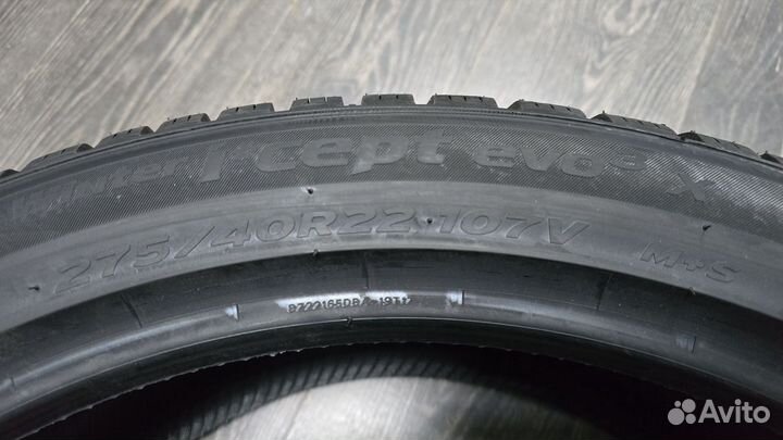 Hankook Winter I'Cept Evo 3 X W330A 315/35 R22 и 275/40 R22