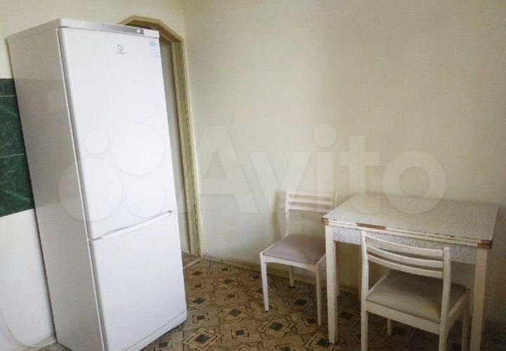 3-к. квартира, 72 м², 1/2 эт.