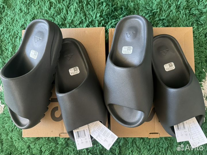 Adidas Yeezy Slide Onyx