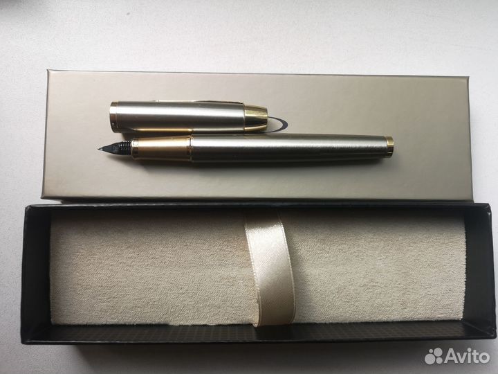 Перьевая ручка Parker Premium I.M. Metal F223
