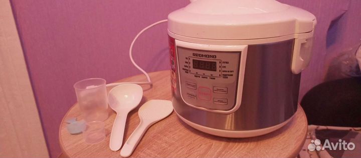 Мультиварка Redmond RMC-m4505