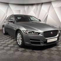 Jaguar XE 2.0 AT, 2018, 135 678 км, с пробегом, цена 2 293 000 руб.