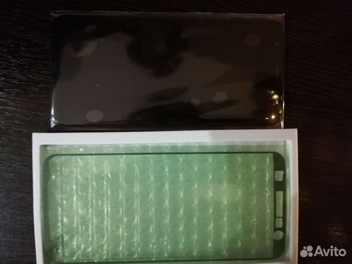 Экран для Samsung J6