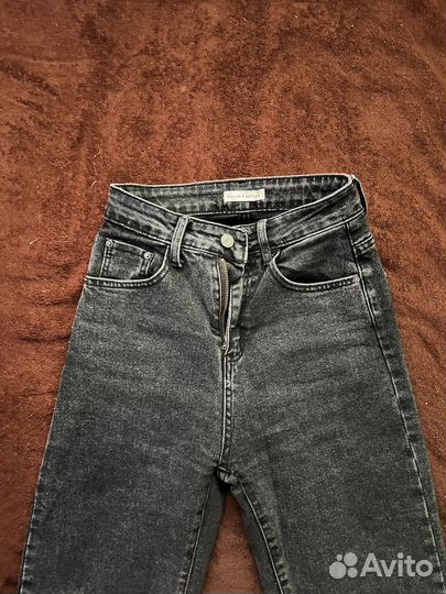Джинсы женские