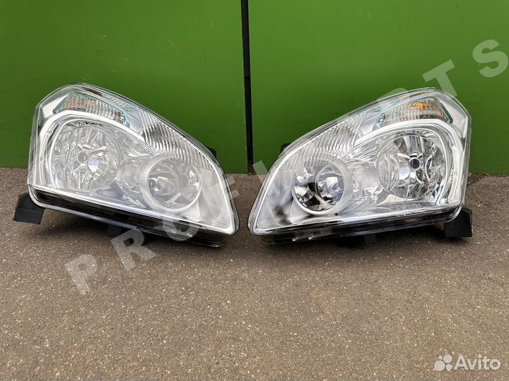 Фара левая и правая Nissan Qashqai j10
