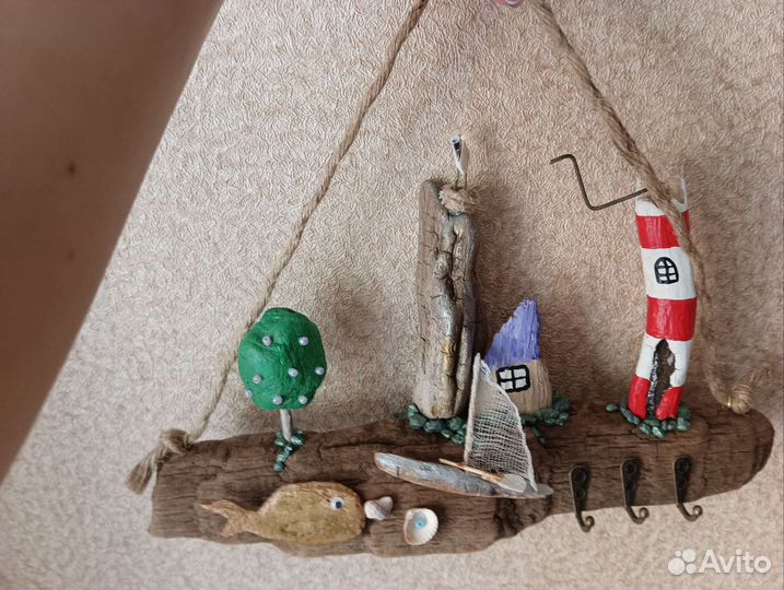 Ключница из дрифтвуда интерьерная